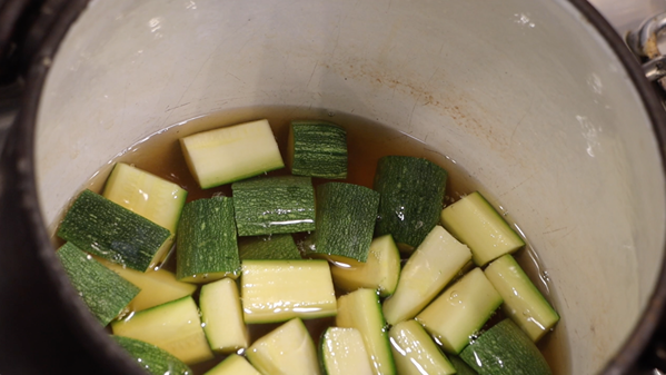 Zucchini under oil